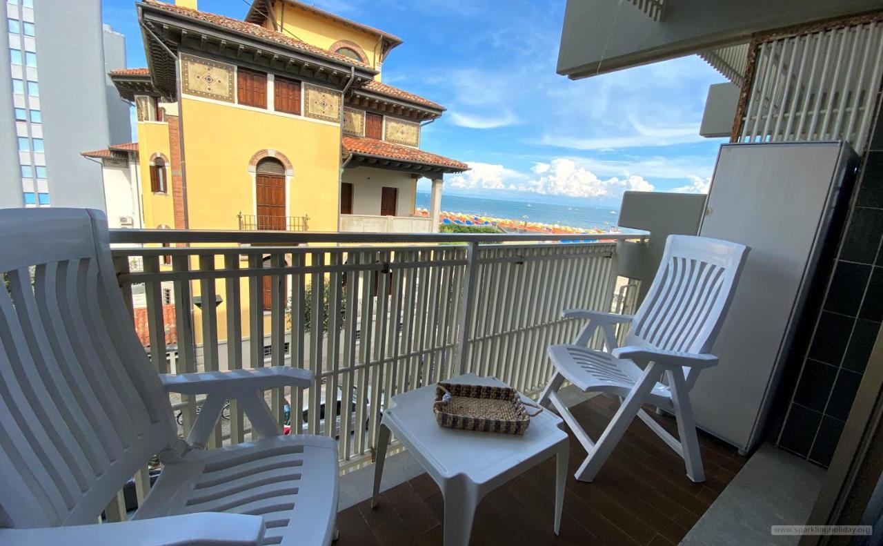 Sparkling Holiday Lignano Sabbiadoro Ngoại thất bức ảnh