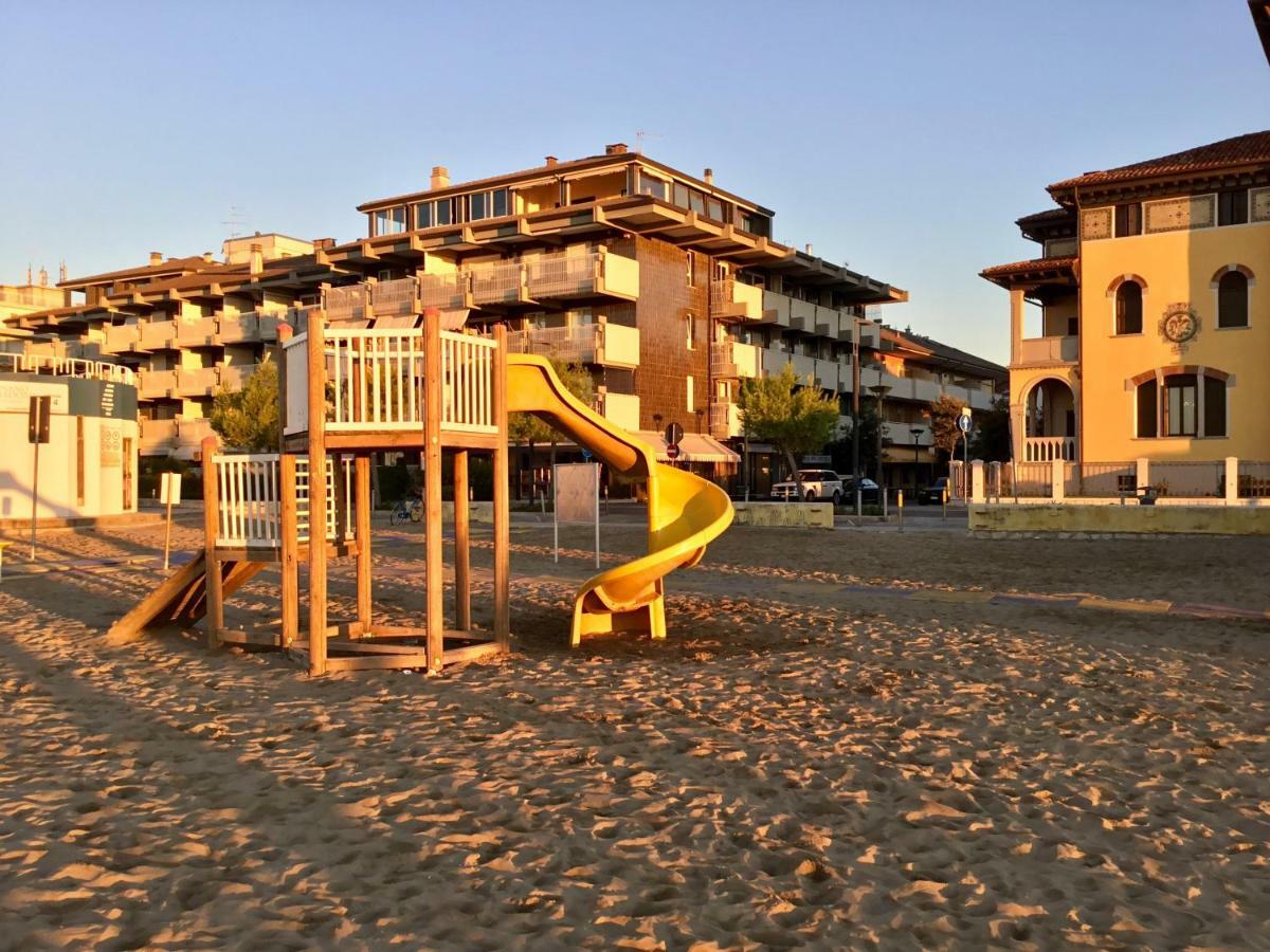 Sparkling Holiday Lignano Sabbiadoro Ngoại thất bức ảnh